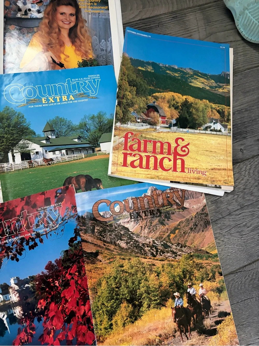 Lot of 13 Vintage Country Women Magazines